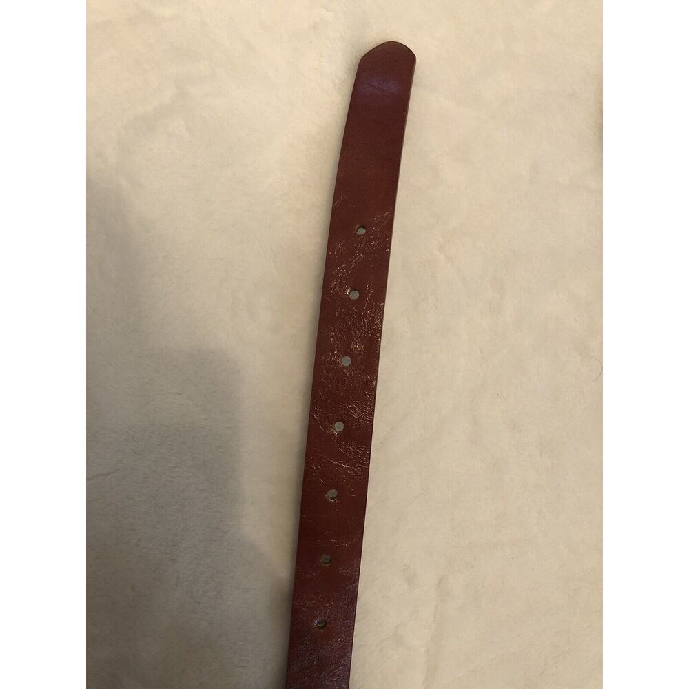 Universal Thread Womens Belt XXL Burgundy Buckle Faux Leather Horseshoe NEW - Picture 7 of 10